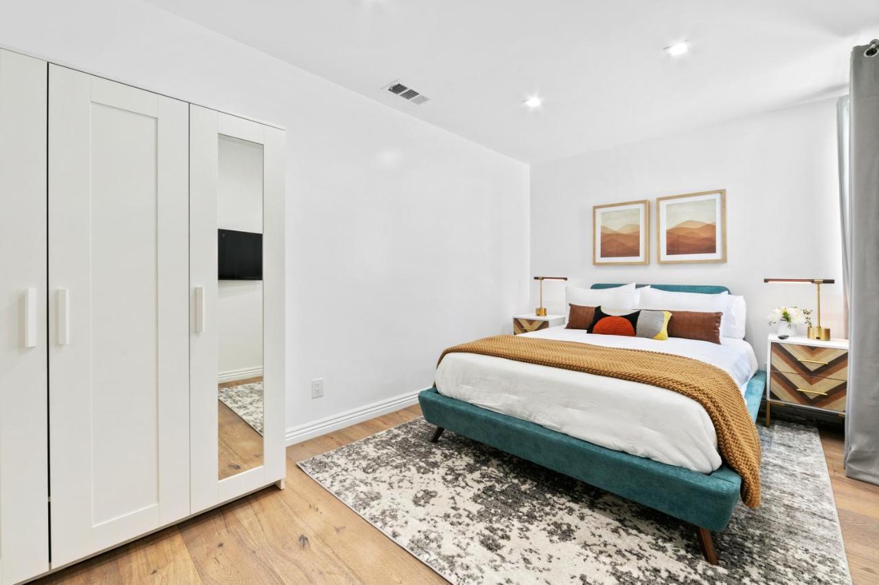 Studio City Contemporary Villa With Pool Sleeps 10 Los Angeles Kültér fotó
