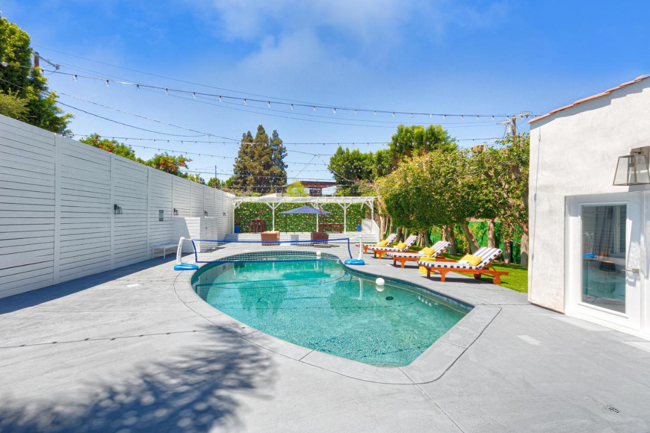 Studio City Contemporary Villa With Pool Sleeps 10 Los Angeles Kültér fotó
